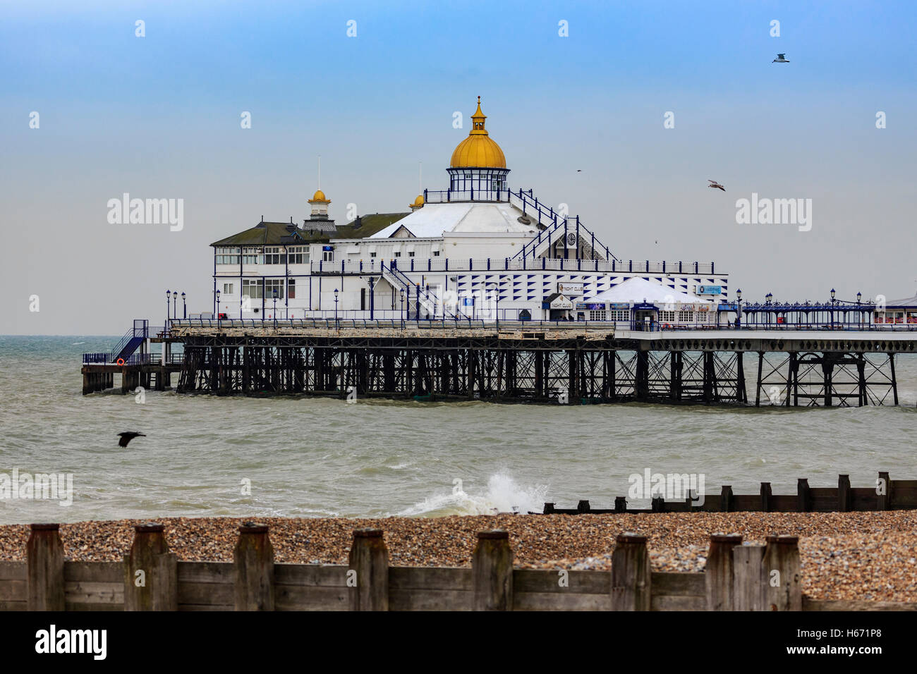 Eastbourne Pier East Sussex Abend Stockfoto