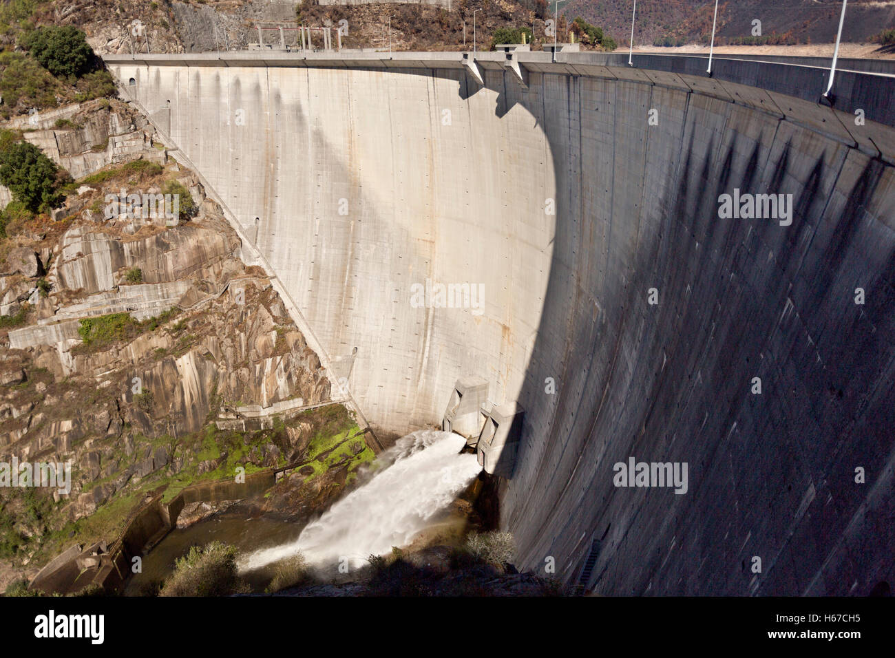 doppelte-kr-mmung-fotos-und-bildmaterial-in-hoher-aufl-sung-alamy