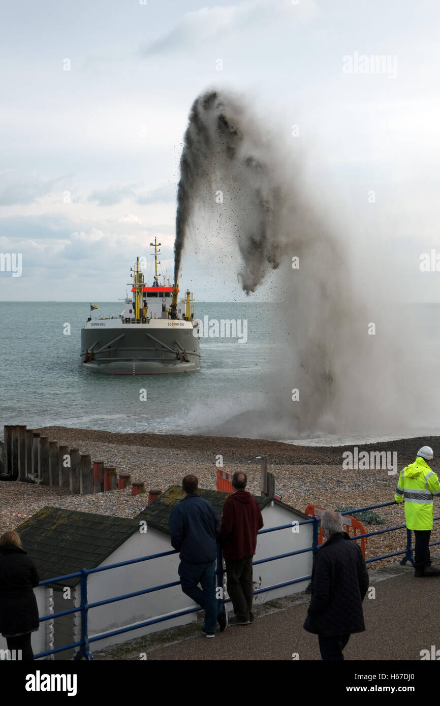 Strand Kiesstrand in Eastbourne, England Stockfoto