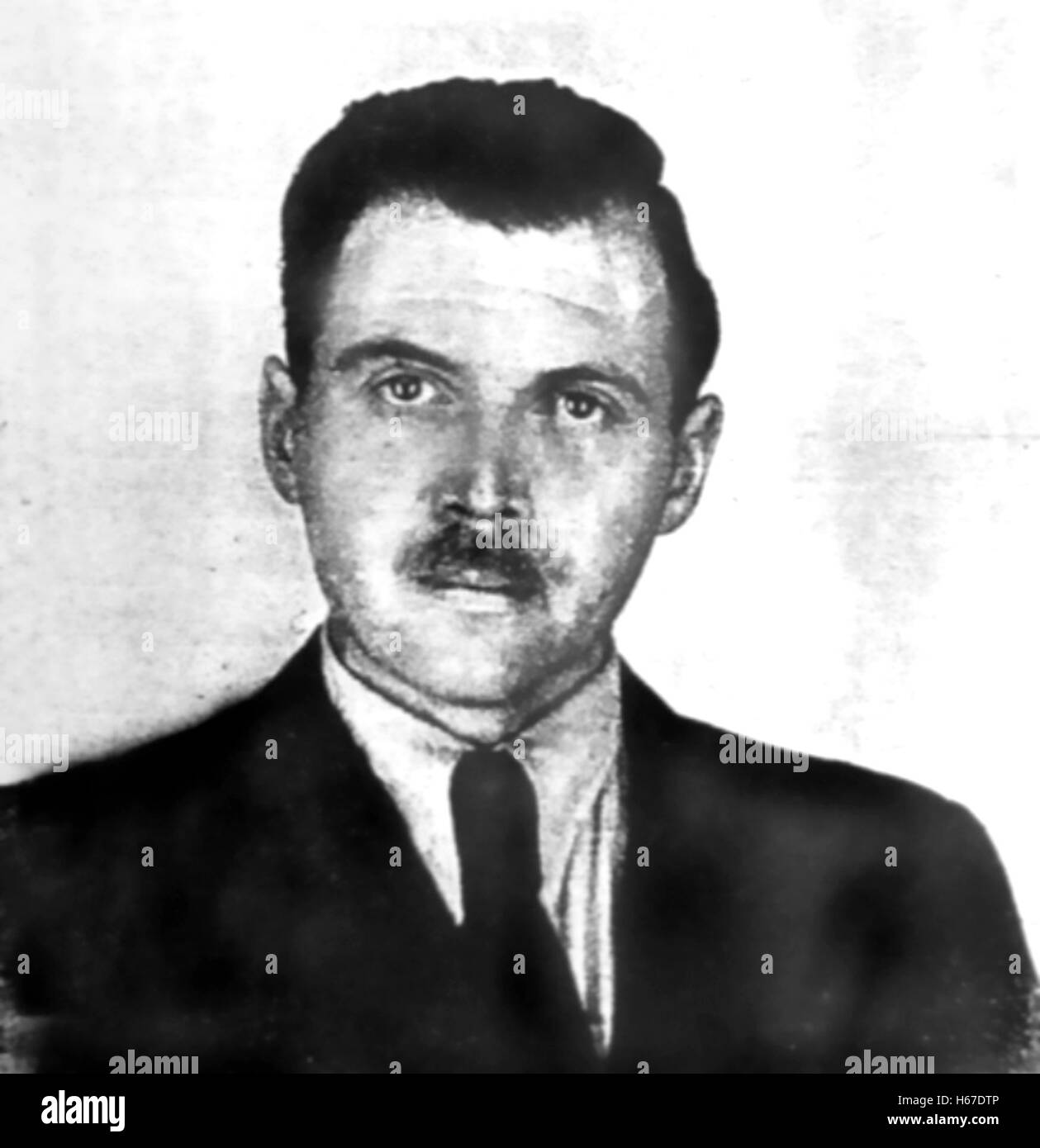 JOSEF MENGELE (1911-1979) Nazi-deutschen Offizier und Arzt im Jahr 1956 von seinem argentinischen Bewohner-Zertifikat Stockfoto