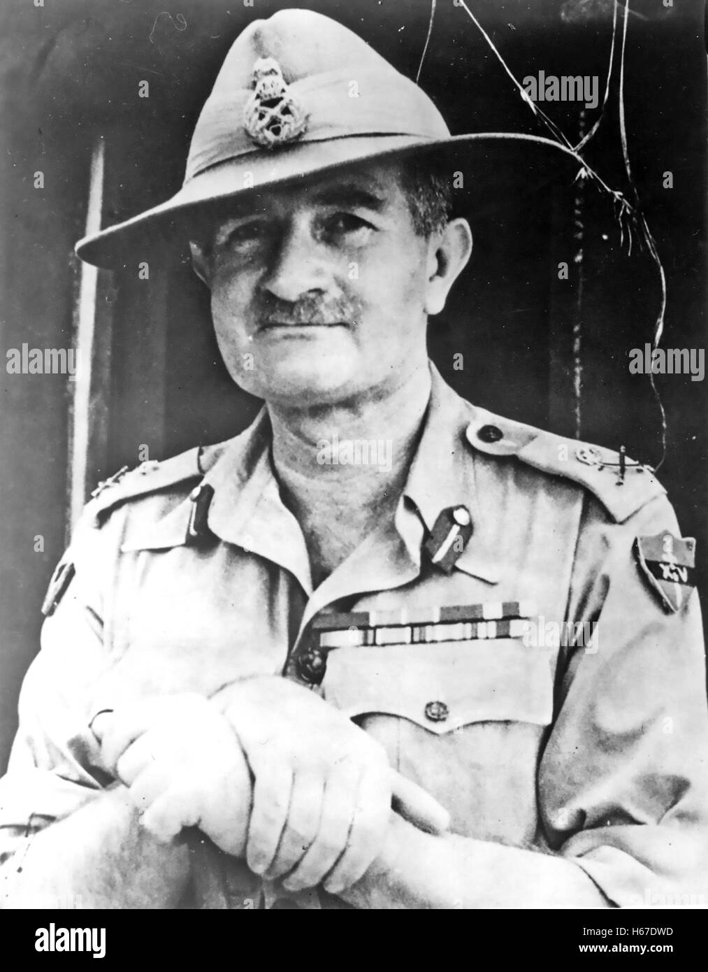 WILLIAM SLIM, der britische Offizier Ist Viscount Slim (1891-1970) über 1944 als Kommandeur der 14. Armee in Birma. Stockfoto