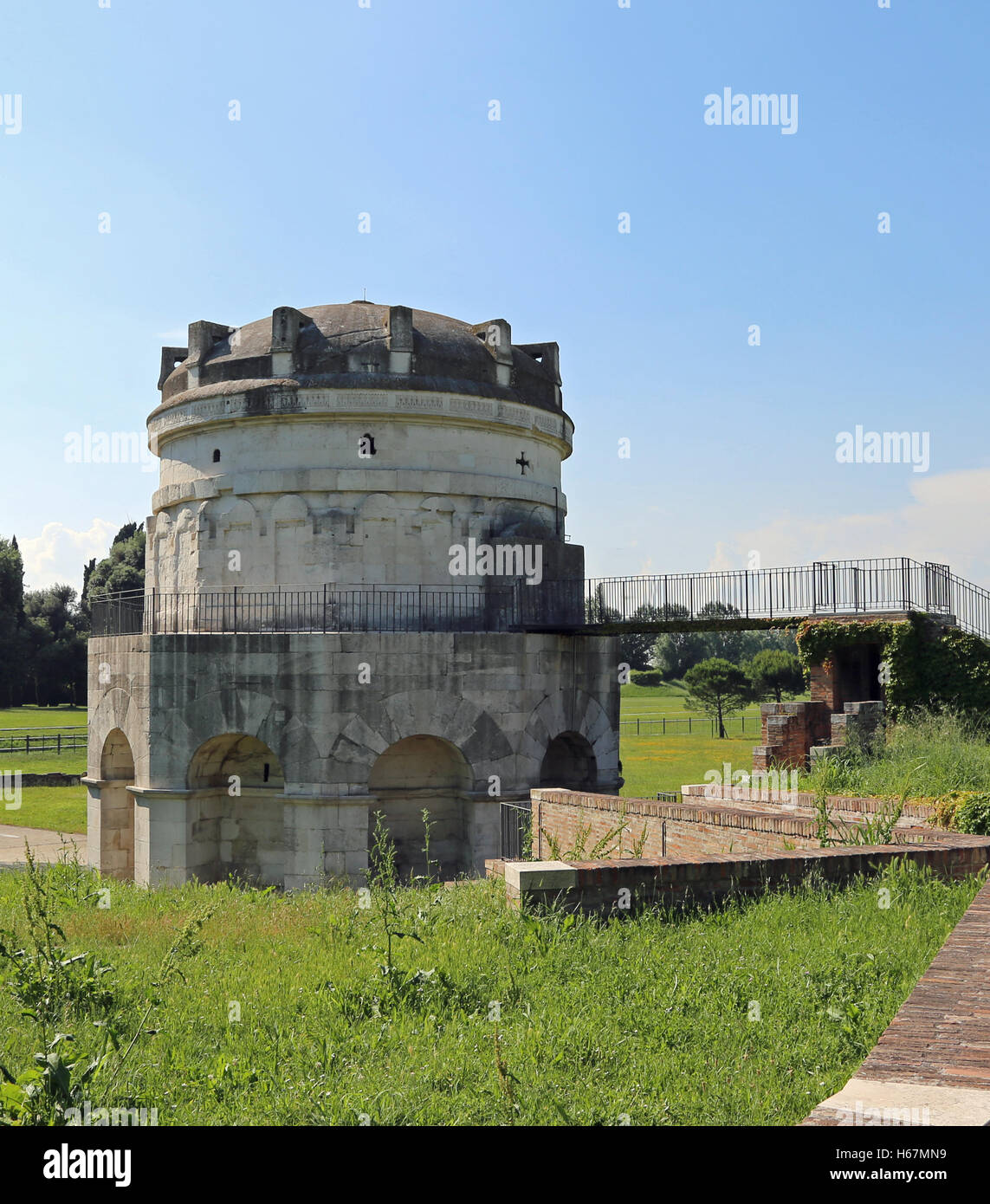 Mausoleum von theoderik -Fotos und -Bildmaterial in hoher Auflösung – Alamy