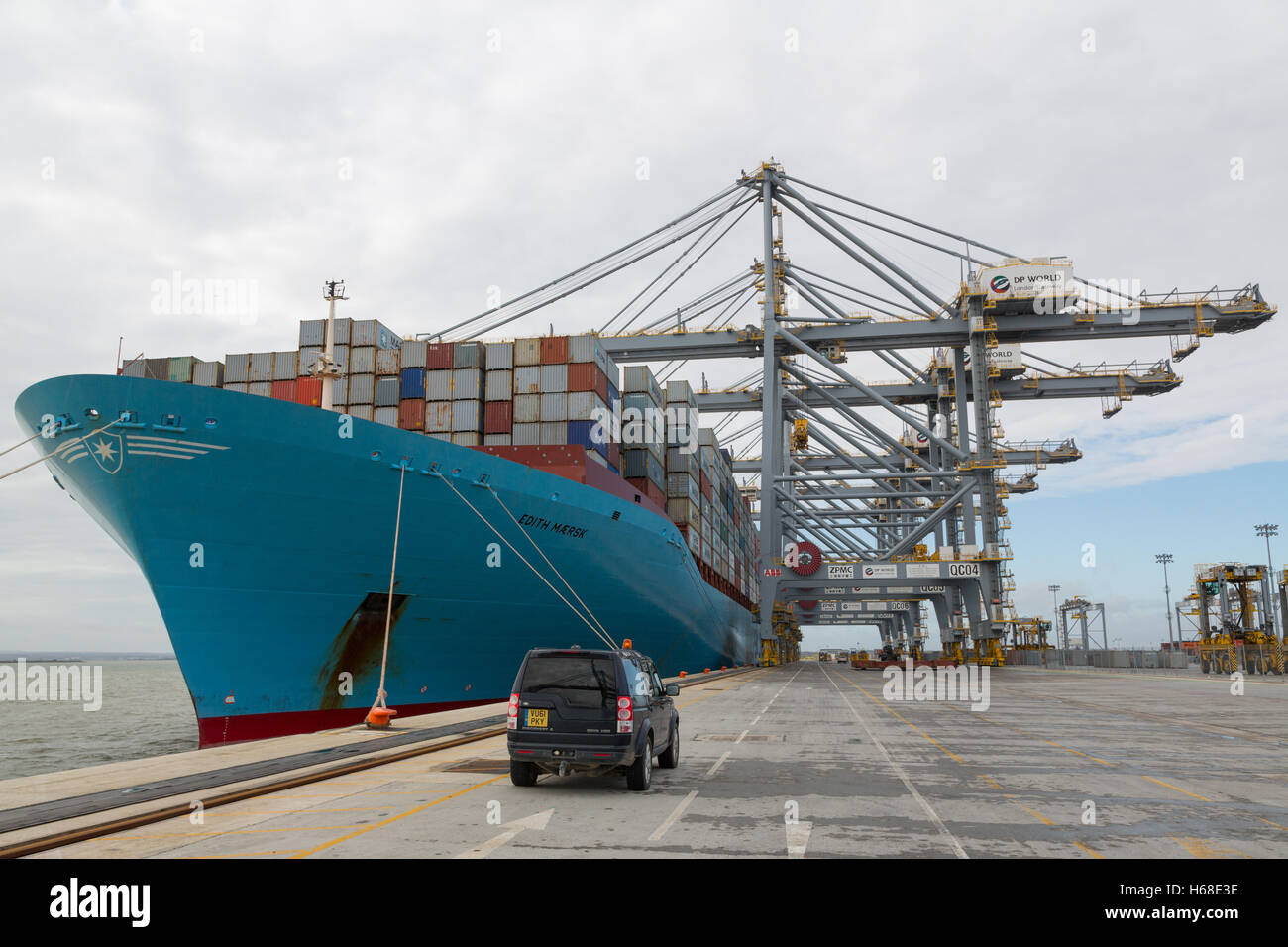 Edith Maersk am London Gateway Stockfoto