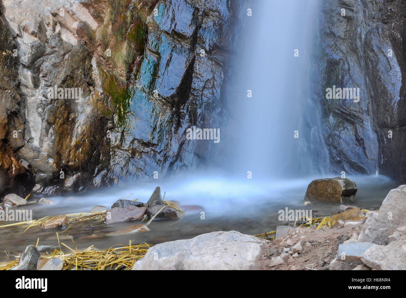 Garganta del diablo, schöner Wasserfall in La Quebrada De Humahuaca, Argentinien Stockfoto