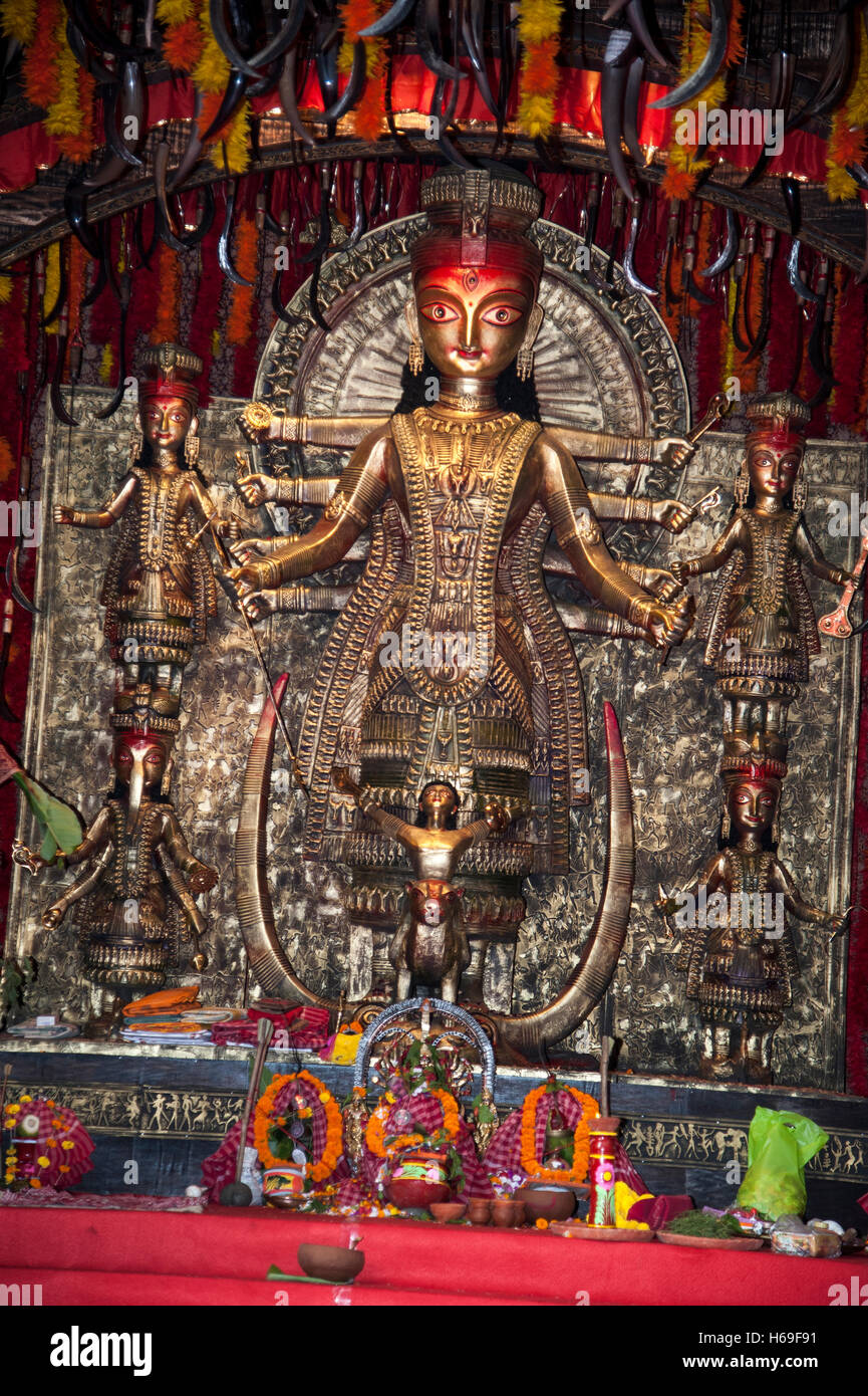 2016 berühmte Tridhara Durga Puja in dies Park, West Bengal Kolkata Indien Stockfoto
