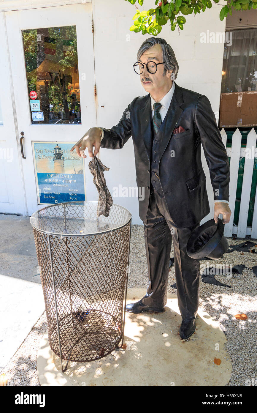 Lustige Statue, einer von vielen auf dem Display auf Key West, Florida. Stockfoto