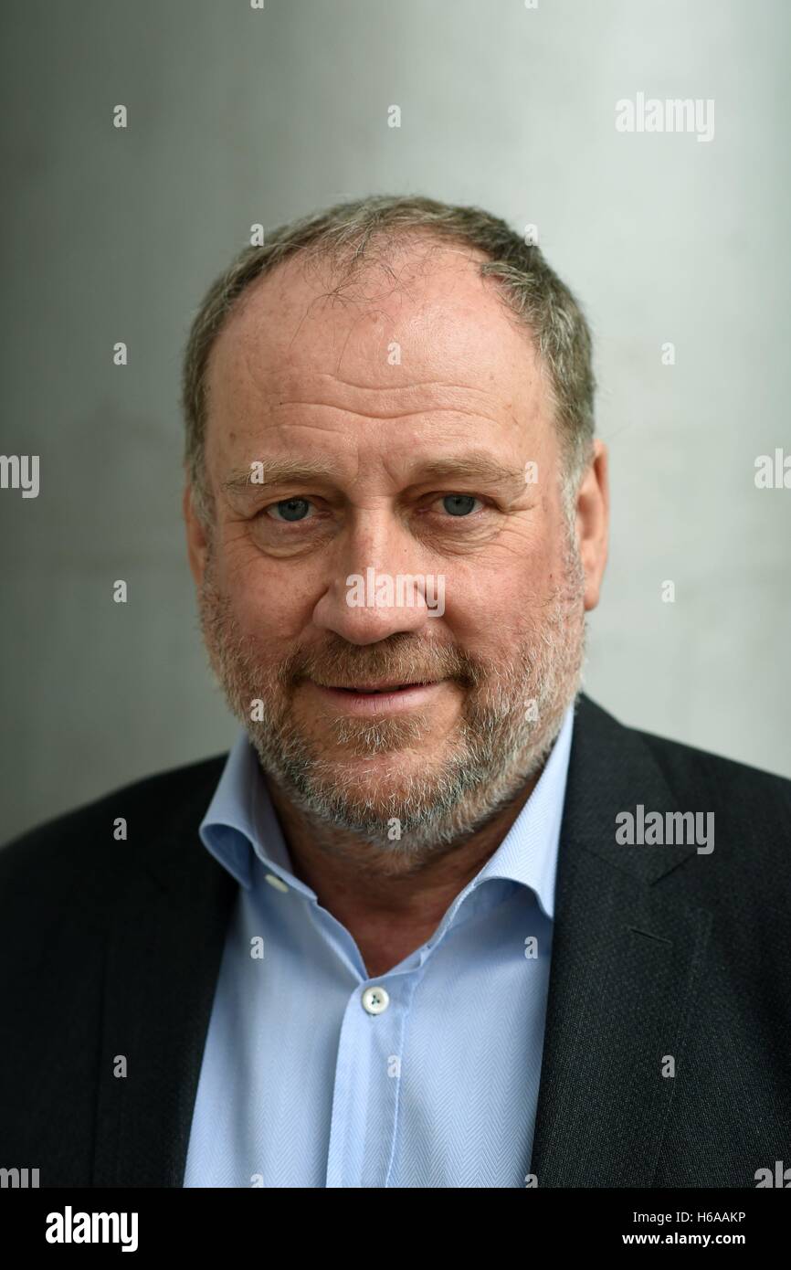 Frankfurt Am Main, Deutschland. 20. Oktober 2016. Harold Faltermeyer in der 68. Frankfurter Buchmesse in Frankfurt/Main, Deutschland, Oktober 2016. | Nutzung weltweit © Dpa/Alamy Live-Nachrichten Stockfoto