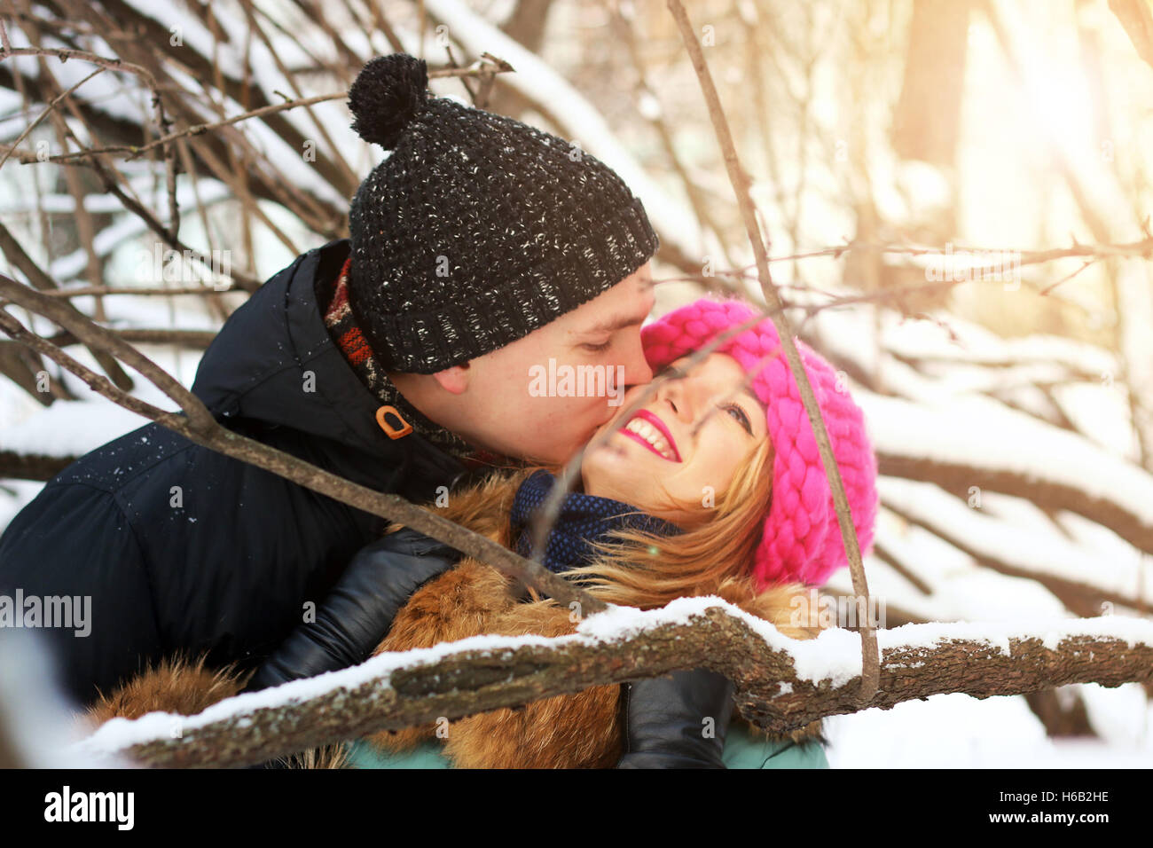 heterosexuelle auf ein Datum im winter Stockfoto