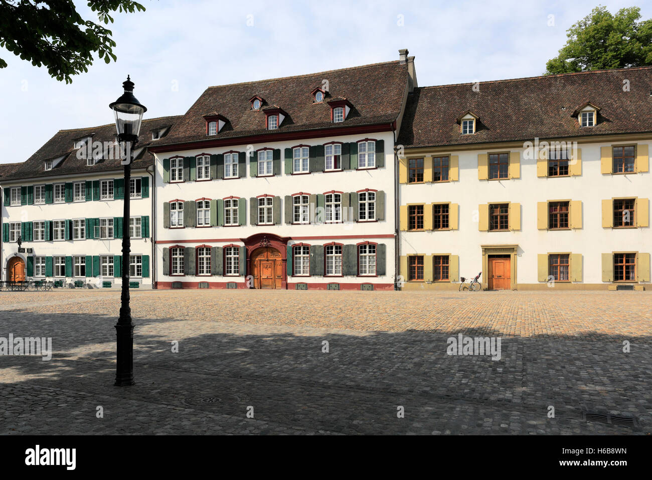 Architektur am Münsterplatz, Basel Stadt, Kanton Basel Stadt, Schweiz, Europa Stockfoto