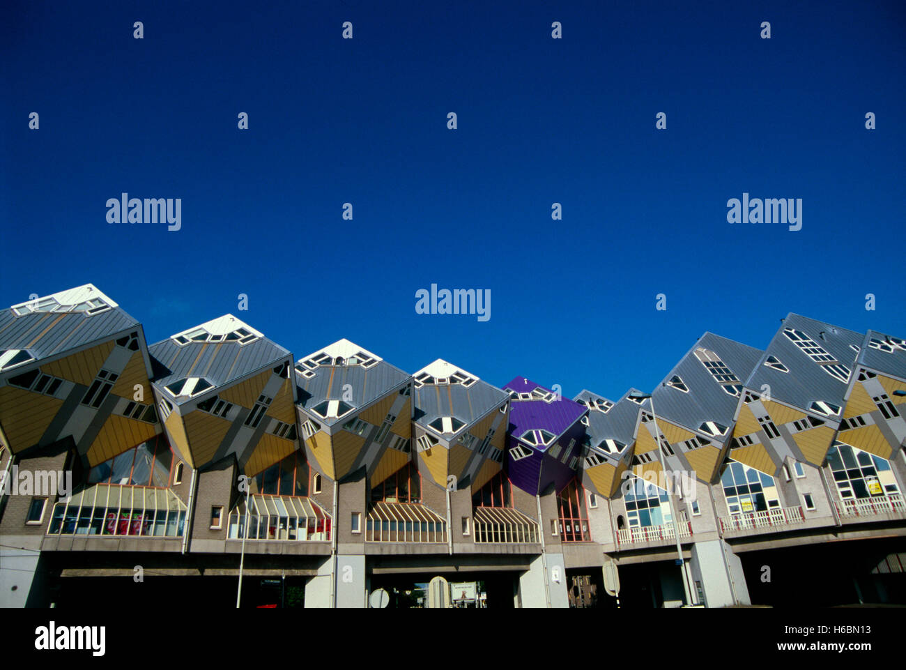 Niederlande, Rotterdam, würfelförmige Haus, Kijkkubus von Architekten Piet Blom Stockfoto