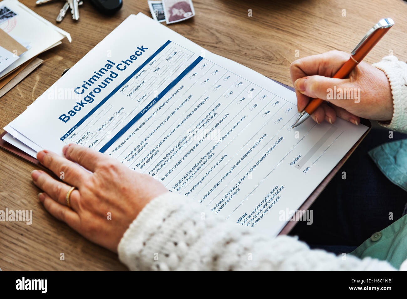 Criminal Background Check Versicherungsformular Konzept Stockfoto