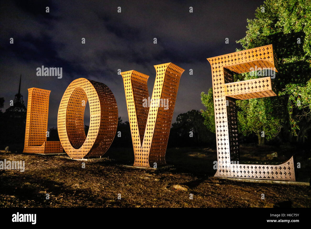 Liebe-Skulptur von Burning Man Stockfoto