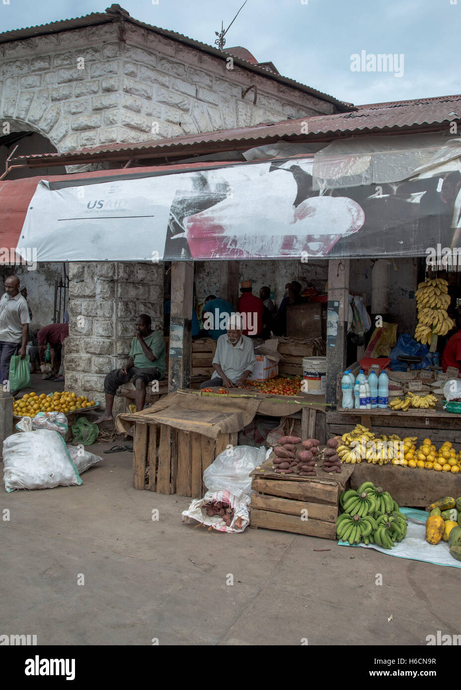 Früchte für den Verkauf auf dem Markt in Stonetown, Zanzibar Stockfoto