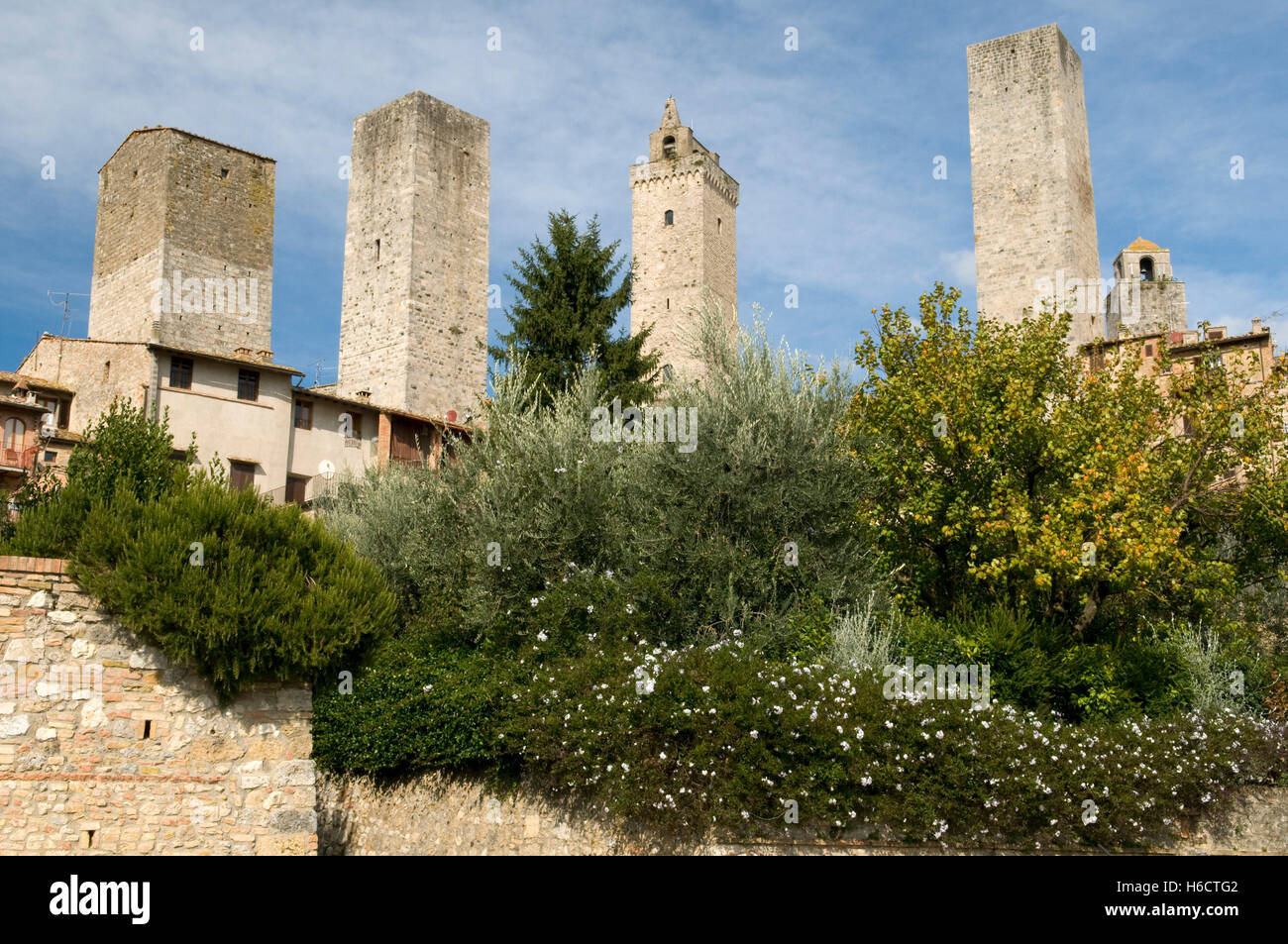 Wohntürme und Dynastie Türme von San Gimignano, UNESCO-Weltkulturerbe, Toskana, Italien, Europa Stockfoto