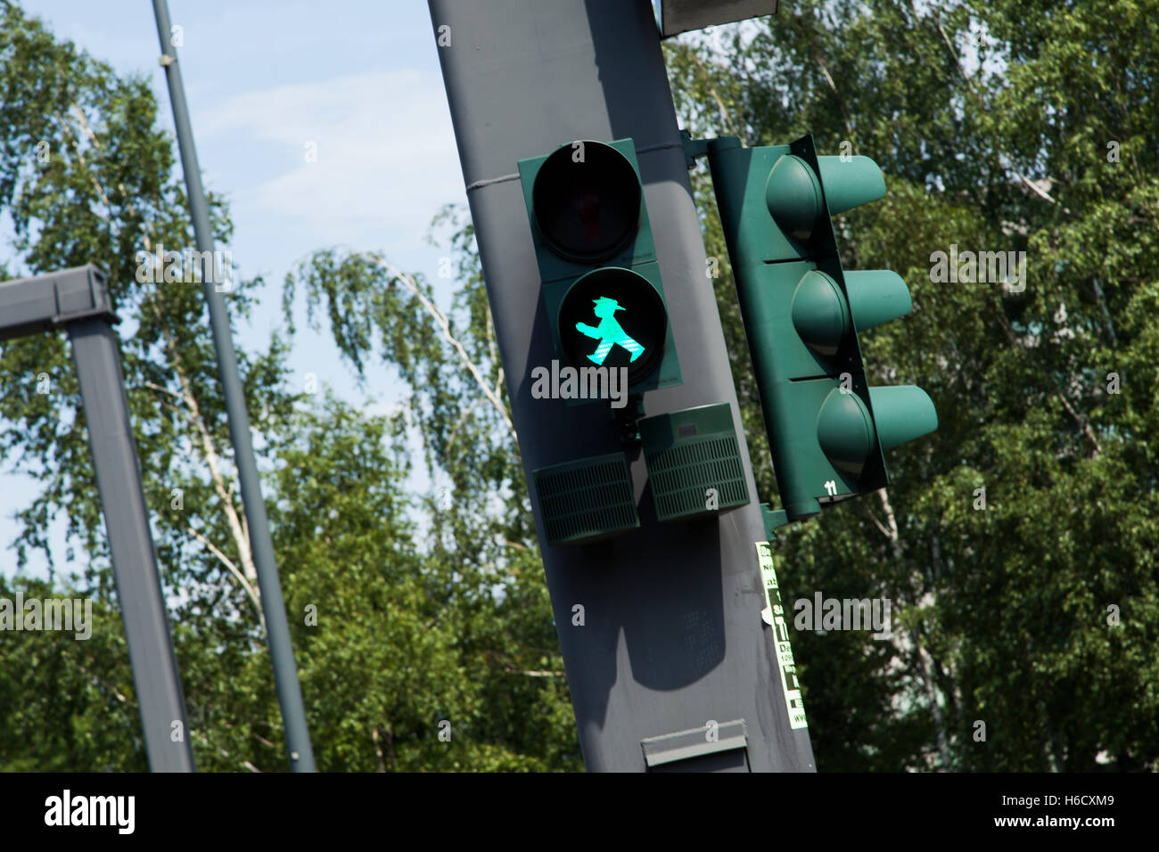 Fußgänger ampel -Fotos und -Bildmaterial in hoher Auflösung – Alamy