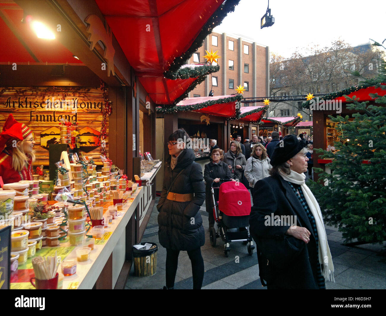 Kathedrale Weihnachtsmarkt. Köln, Deutschland Stockfoto