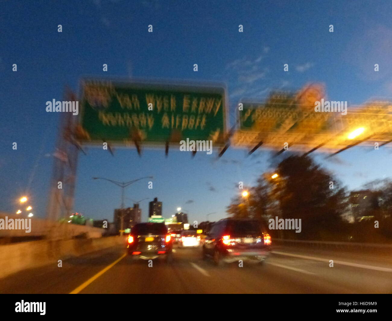 Van Wyck Expressway zum Kennedy Airport Stockfoto