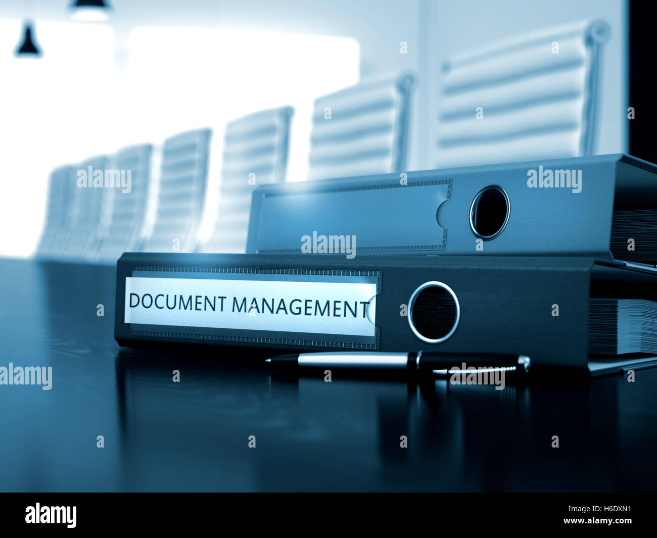 Dokumenten-Management auf Bindemittel. Unscharfes Bild. 3D. Stockfoto