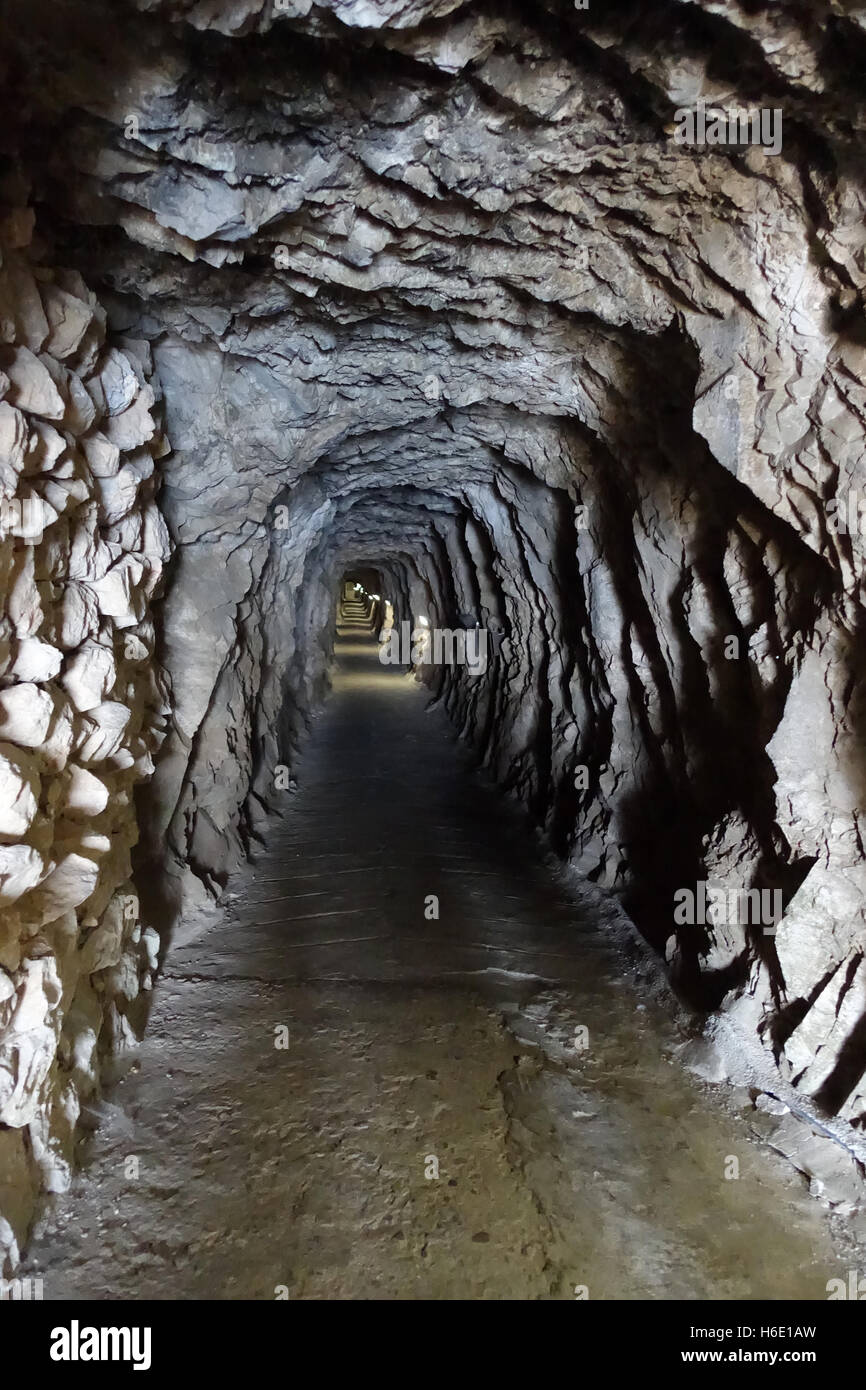 Im Inneren der Großen Belagerung Tunnel in Gibraltar Stockfoto