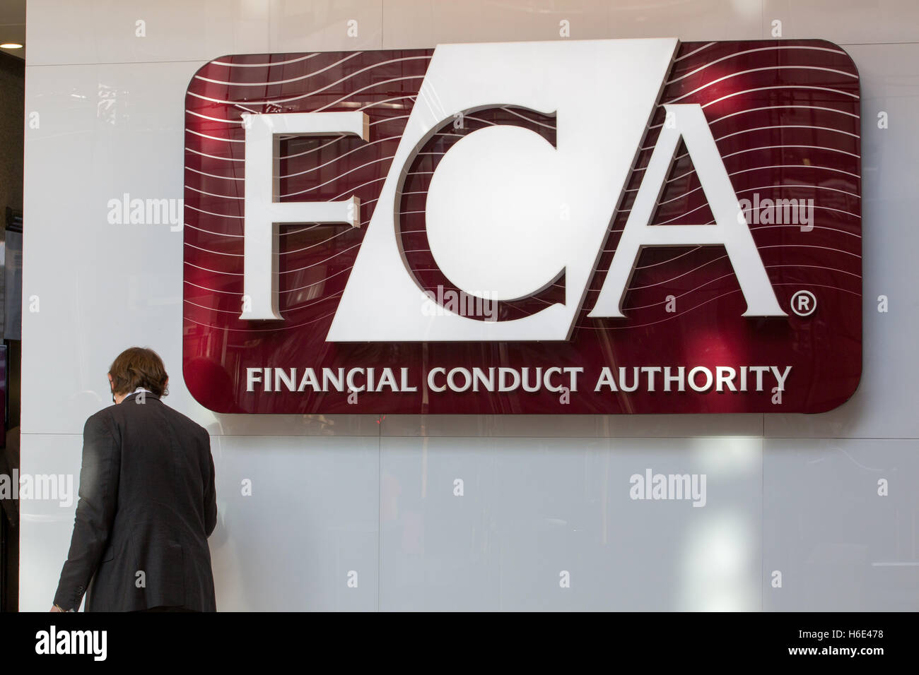 Die Büros der finanziellen führen Authority (FCA) in Canary Wharf, London Stockfoto