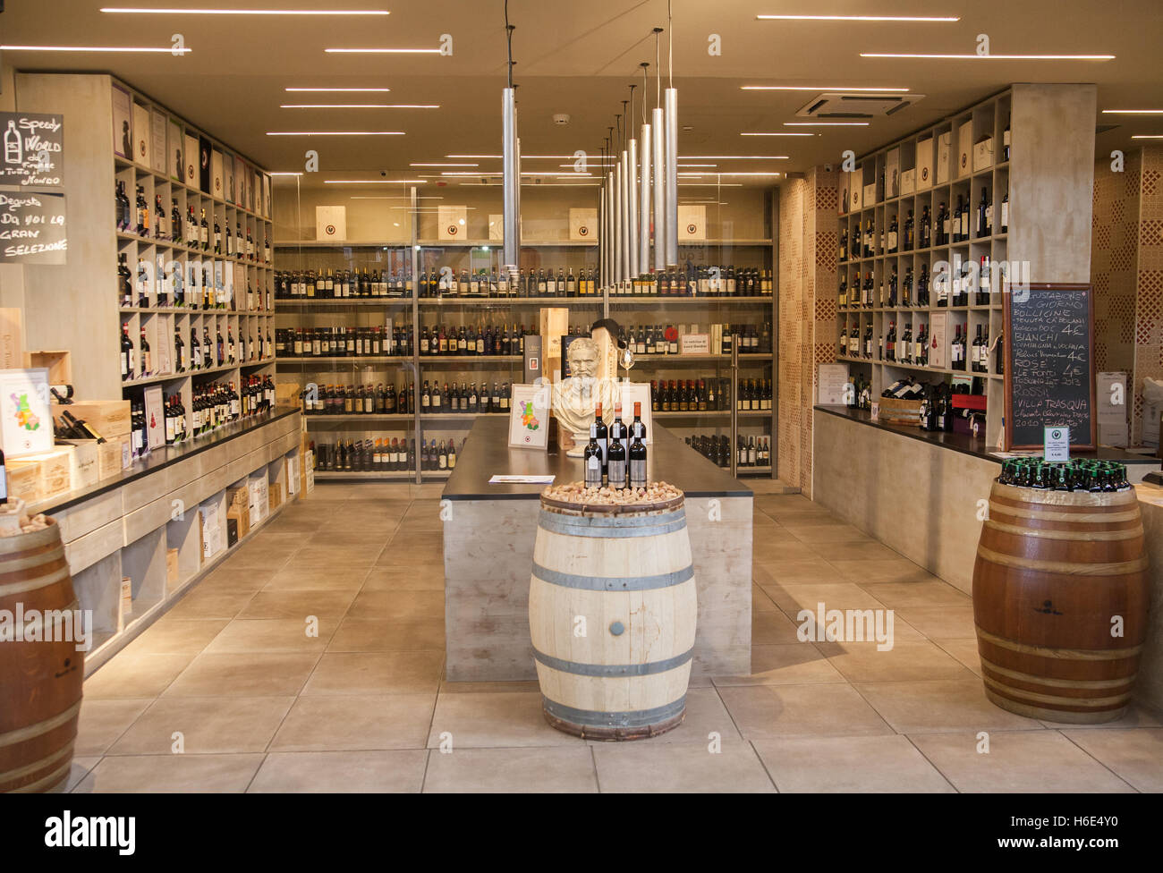 Klassische Wein-Shop Stockfoto