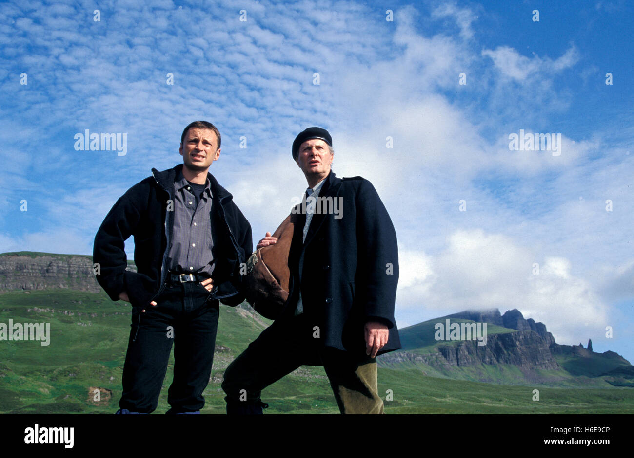 Robert Carlyle und Ralph Riach in einer Szene aus der schottischen Fernsehserie Hamish Macbeth auf der Isle Of Skye, 1996. Stockfoto