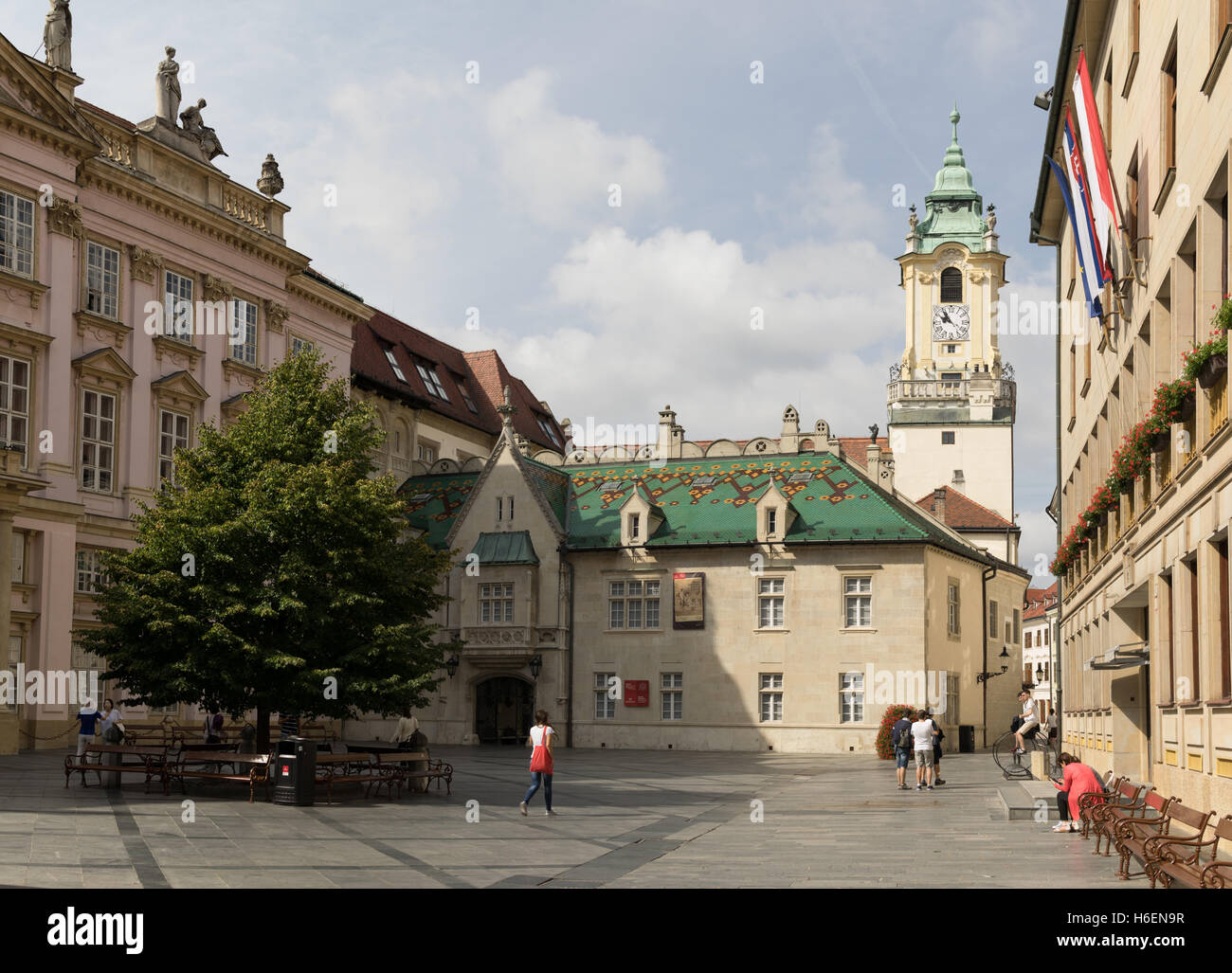 Primaciálne Namestie (Primas Quadrat) und Primas der Palast und Museum der Stadt der Slowakei Stockfoto