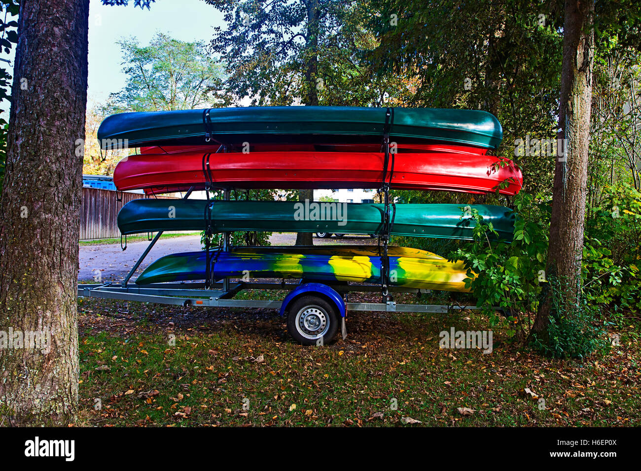Kayak Car Rack Stockfotos und -bilder Kaufen - Alamy