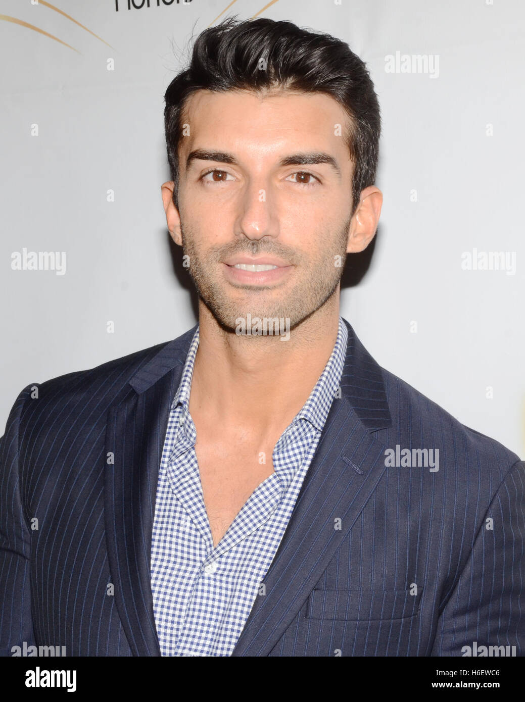 Justin baldoni Fotos und Bildmaterial in hoher Auflösung Alamy