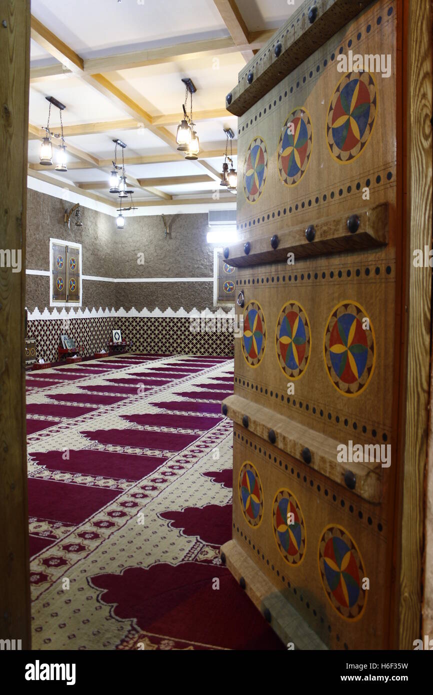 Eine Tür zu öffnen für die Moschee in einem traditionellen design Stockfoto