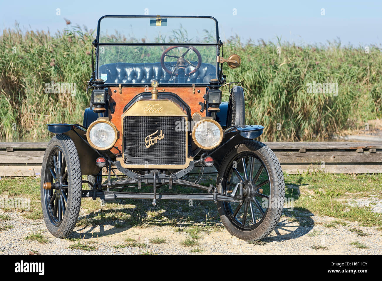 Oldtimer Ford T Runabout, erbaut 1913, 4 Zylinder, Hubraum 2700 ccm, 2 vorwärts getrieben, halbautomatisch, 20 PS, 72 km/h Stockfoto