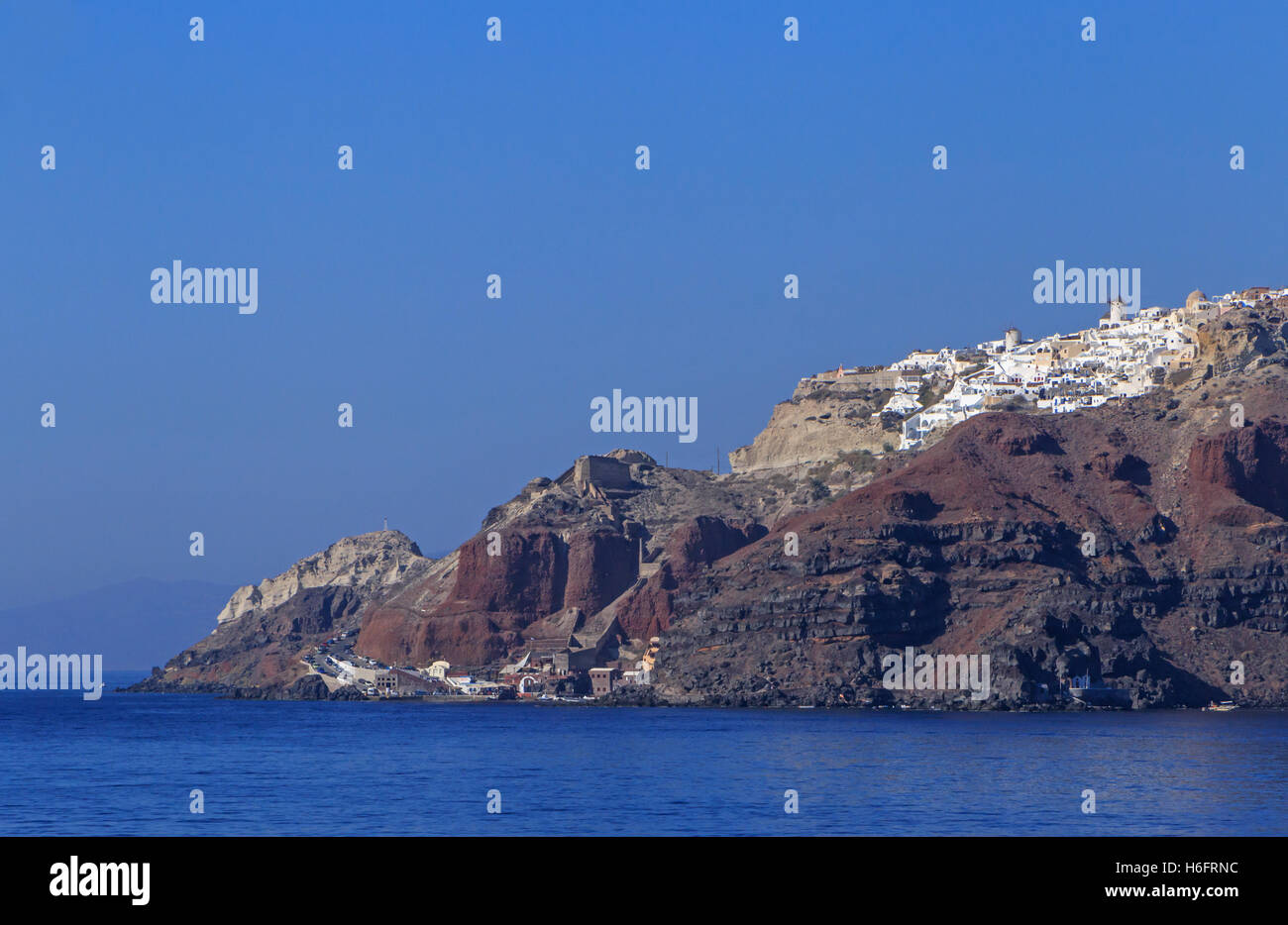 Landschaft mit Stadt Oia auf Santorin Stockfoto