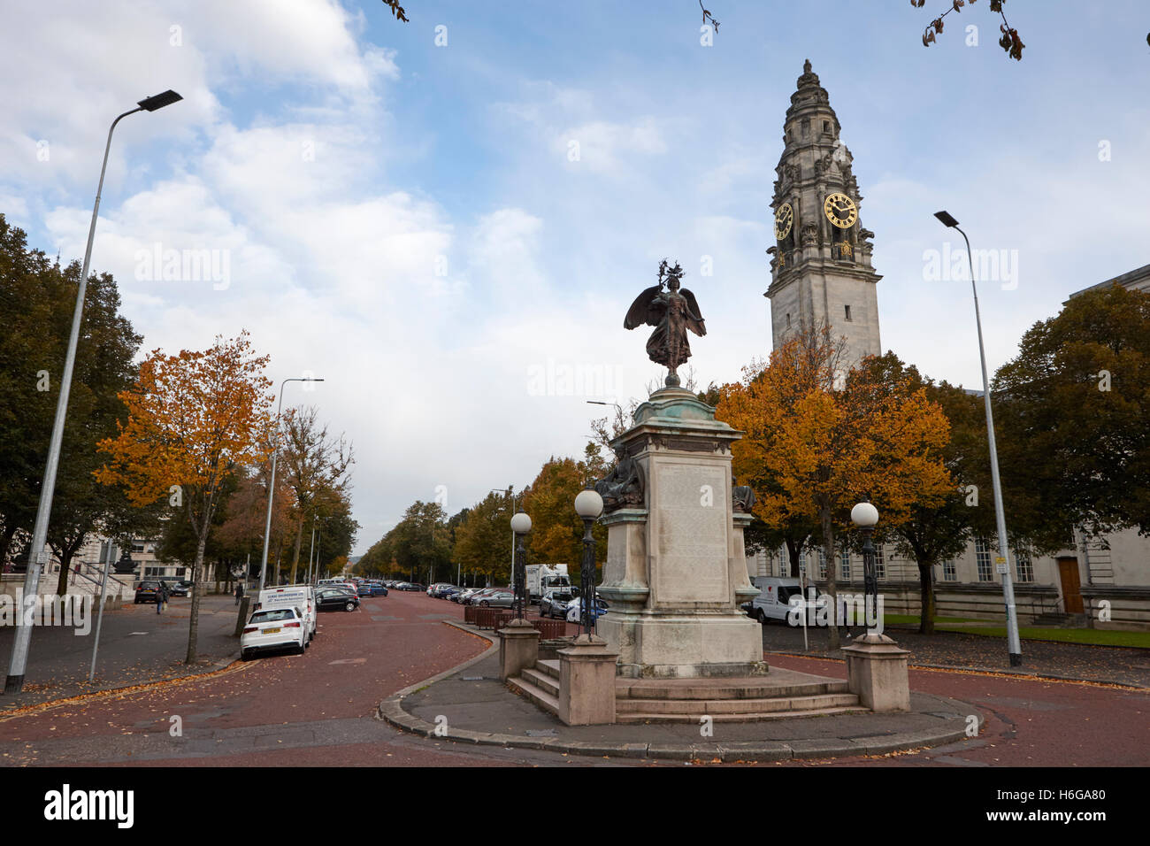 Mahnmal des südafrikanischen Burenkrieg an König Edward VII Avenue Cathays Park Cardiff Wales Großbritannien Stockfoto