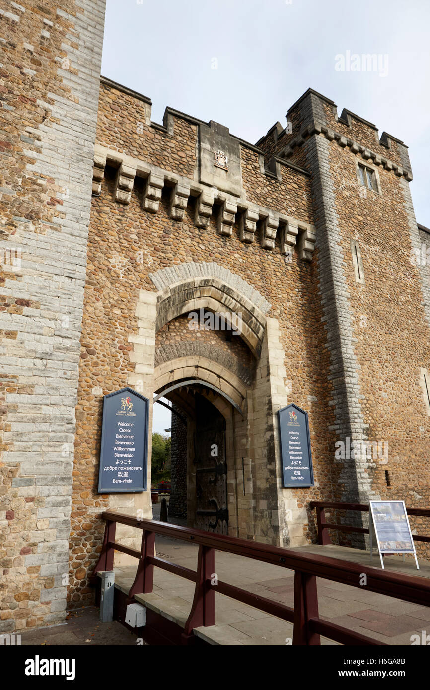 South Gate Eingang Cardiff Castle Cardiff Wales Großbritannien Stockfoto