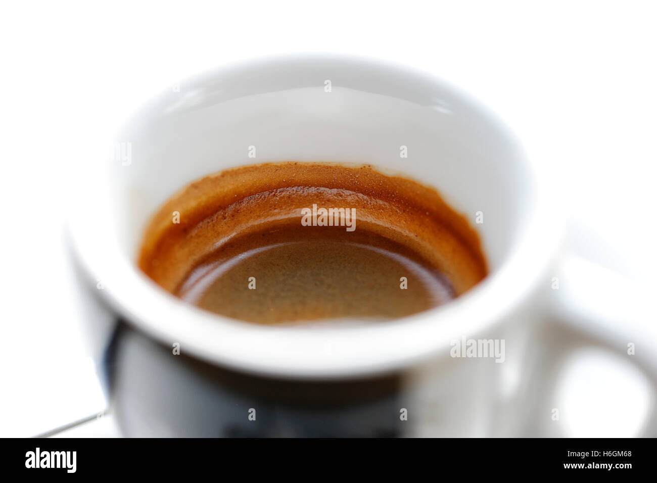Espresso Kaffee Tasse mit schwarzen Kaffee hautnah Stockfoto