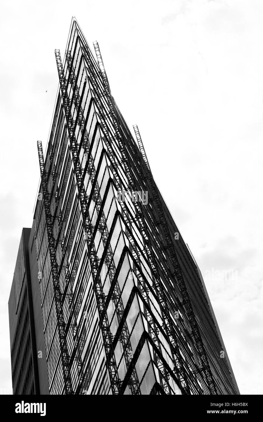 Niedrigen Winkel abstrahieren Ansicht eines modernen Gebäudes. Stockfoto