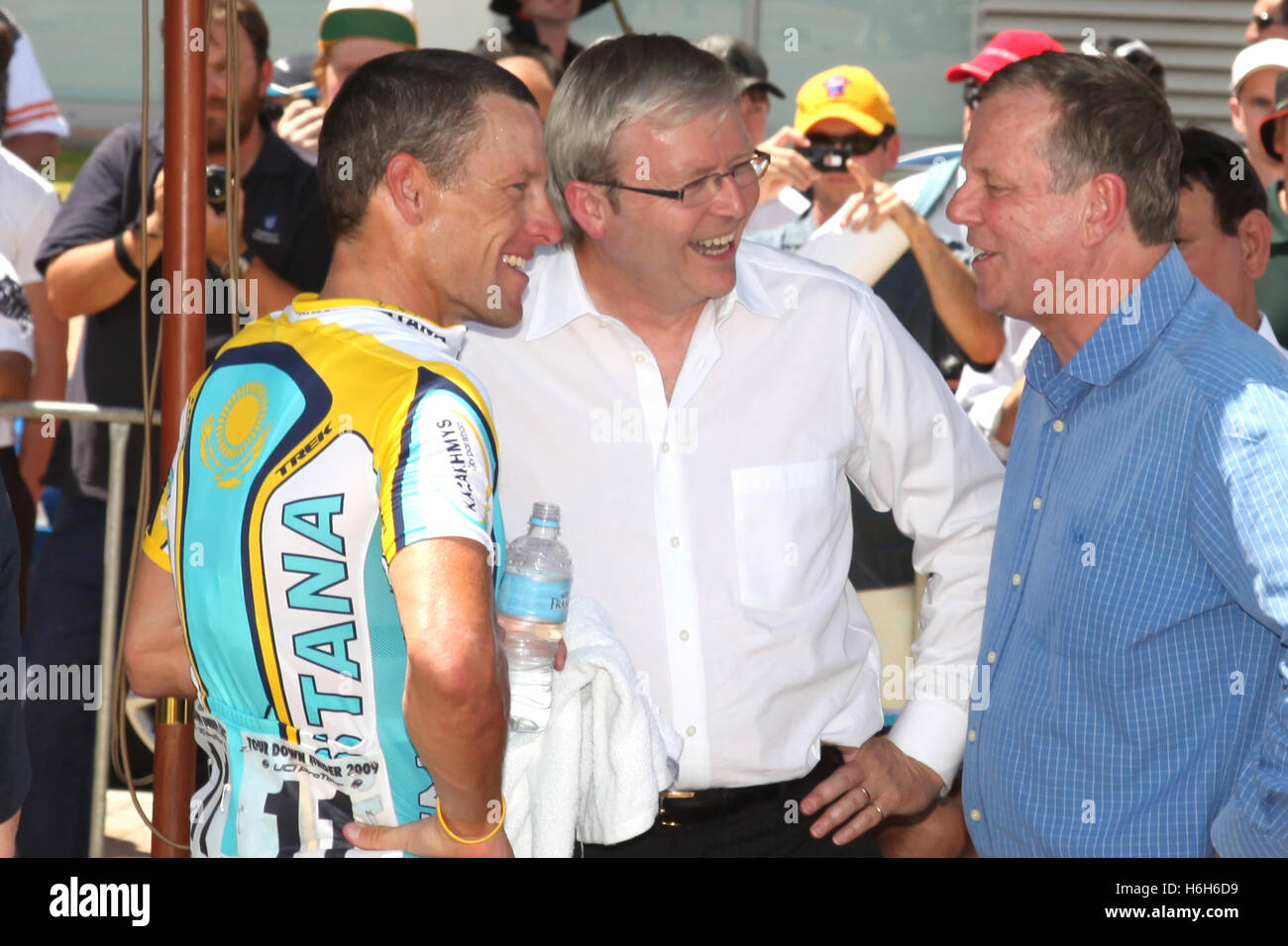 Lance Armstrong mit dann australische Premierminister Kevin Rudd & South Australia state premier Mike Rann bei Armstrongs comeback Stockfoto