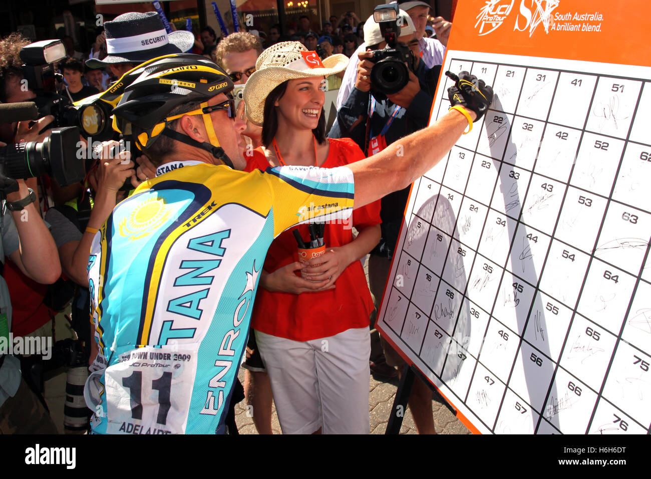 Lance Armstrong Unterzeichnung auf für Stufe 3 der 2009 Tour Down Under in Adelaide Australien Stockfoto