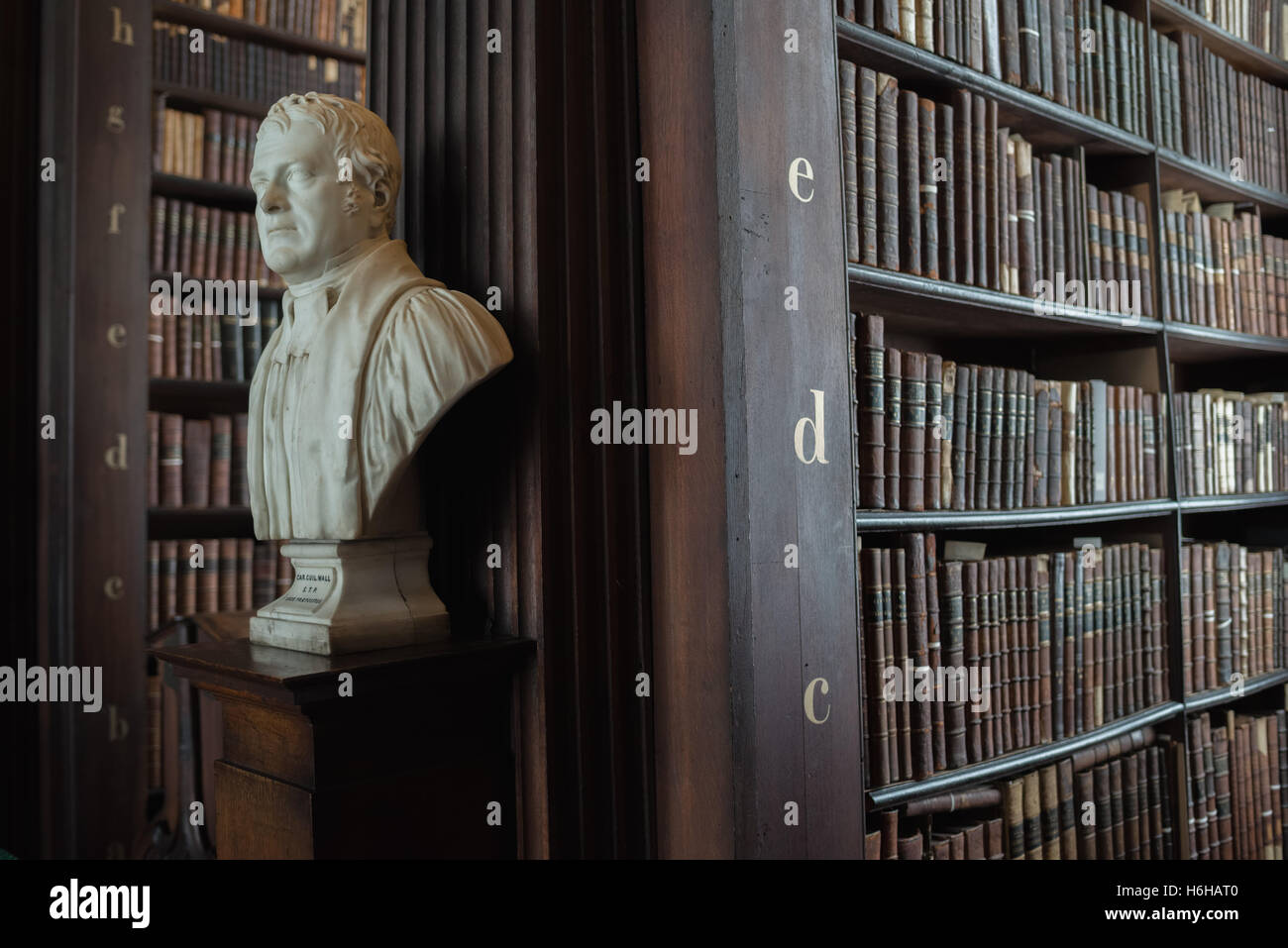 Die berühmte alte Bibliothek am Trinity College Dublin, Universität von Dublin, in der Republik Irland. Stockfoto