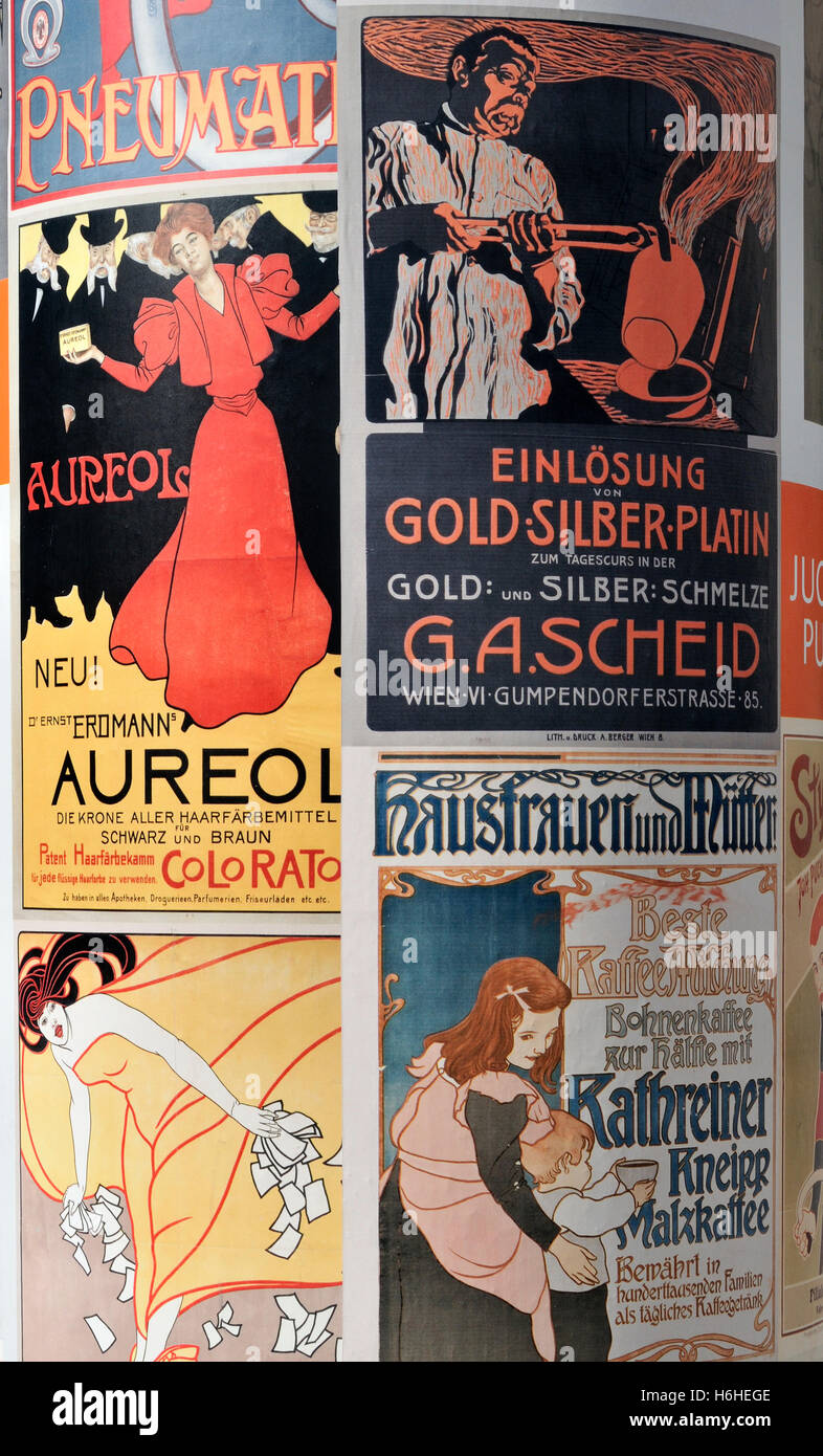 Jugendstil-Plakat-Anzeige im MuseumsQuartier in Wien, Österreich, Europa Stockfoto