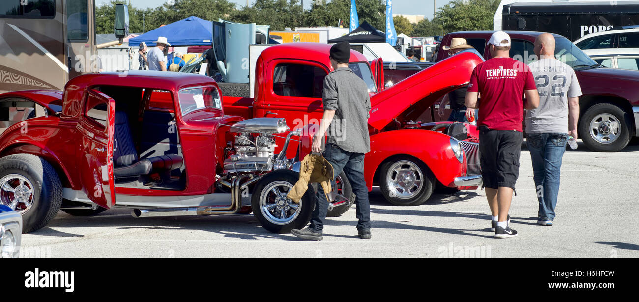 Grand Prairie, Texas - Oct.29,2016 Autos zum Verkauf auf lokalen Kfz-Tauschbörse. Stockfoto