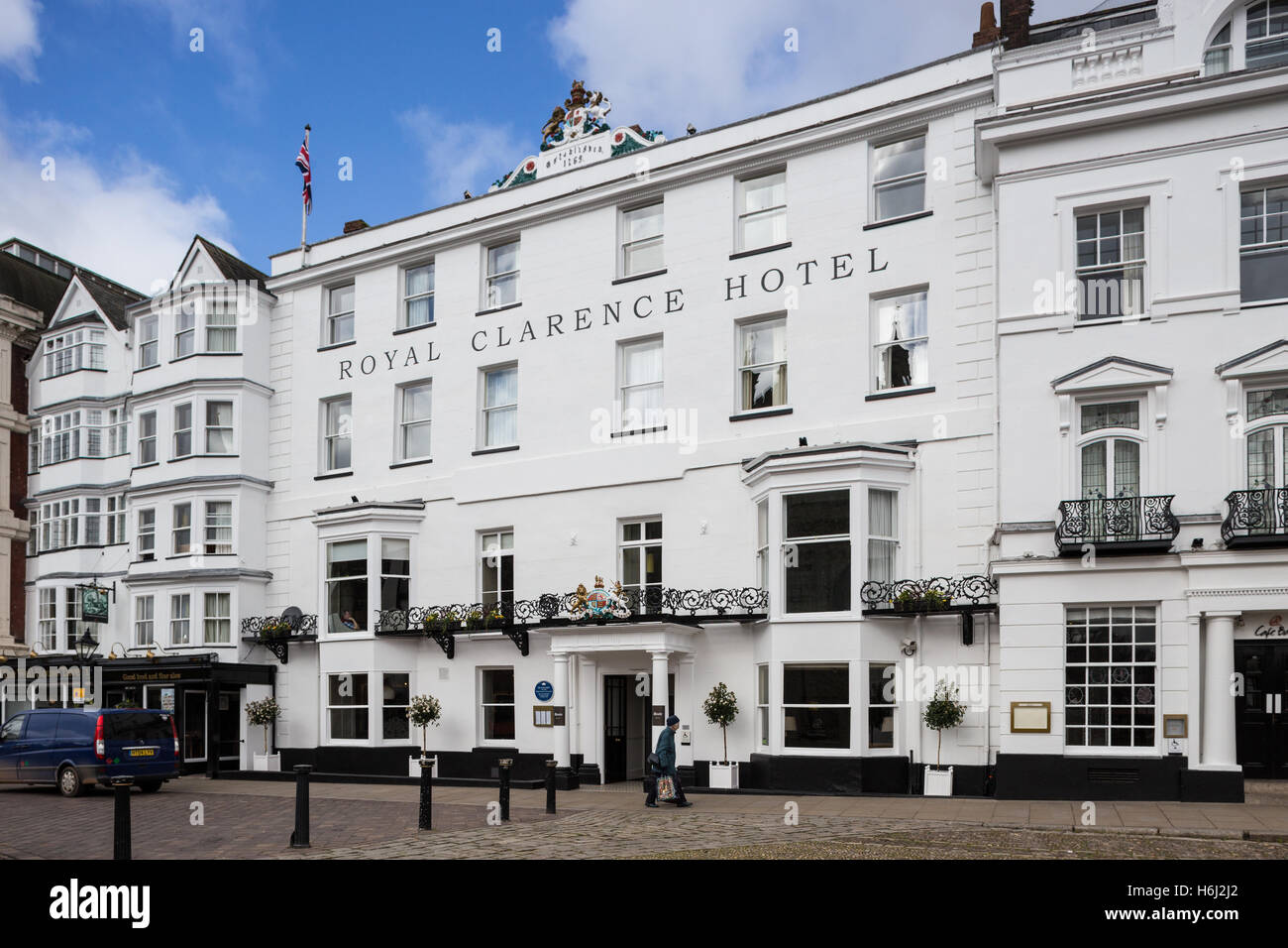 Das Royal Clarence Hotel, November 2016 durch einen Brand zerstört Stockfoto