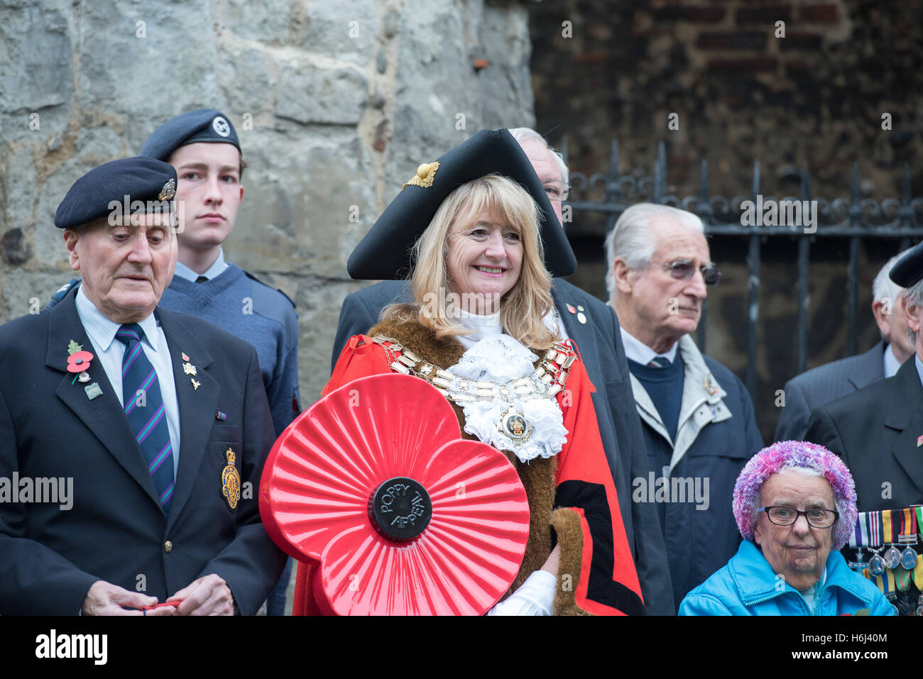 Brentwood, Essex, 29. Oktober 2016 Brentwood Bürgermeister unterstützt Mohn Aufruf starten, Brentwood, Essex Credit: Ian Davidson/Alamy Live News Stockfoto