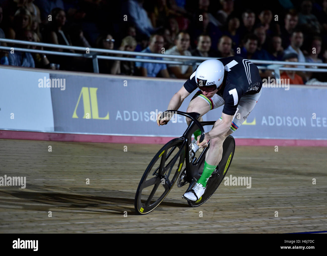 LONDON, ENGLAND - 29. Oktober 2016: Joachim Eilers in kation während sechs Tag London 2016 - 200 m fliegen TT an Tag 5 in Lee Valley VeloPark. Bildnachweis: Taka Wu/Alamy Live-Nachrichten Stockfoto