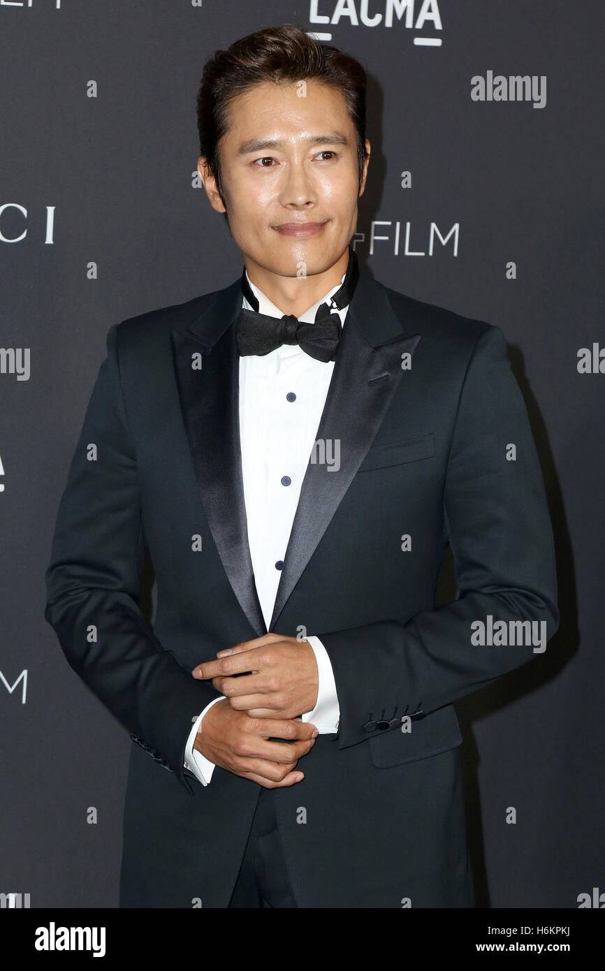 Los Angeles, CA, USA. 29. Oktober 2016. Lee Byung-Hun im Ankunftsbereich für 2016 LACMA Kunstfilm Gala, Los Angeles County Museum of Art, Los Angeles, CA 29. Oktober 2016. © Priscilla Grant/Everett Collection/Alamy Live-Nachrichten Stockfoto