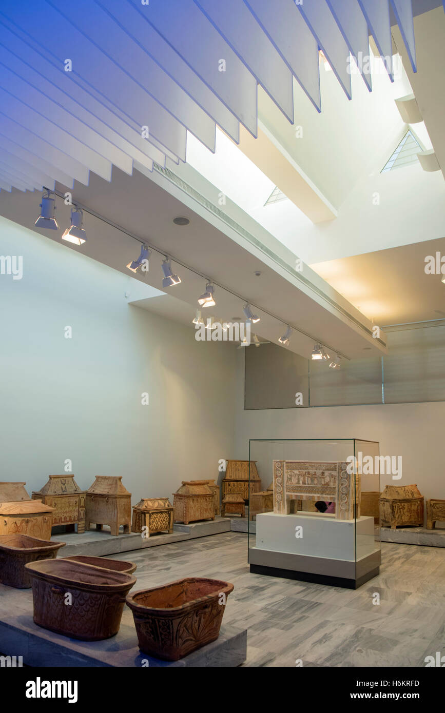 Archäologisches Museum, Saal Mit Minoischen Sarkophagen, Heraklion, Kreta, Griechenland Stockfoto