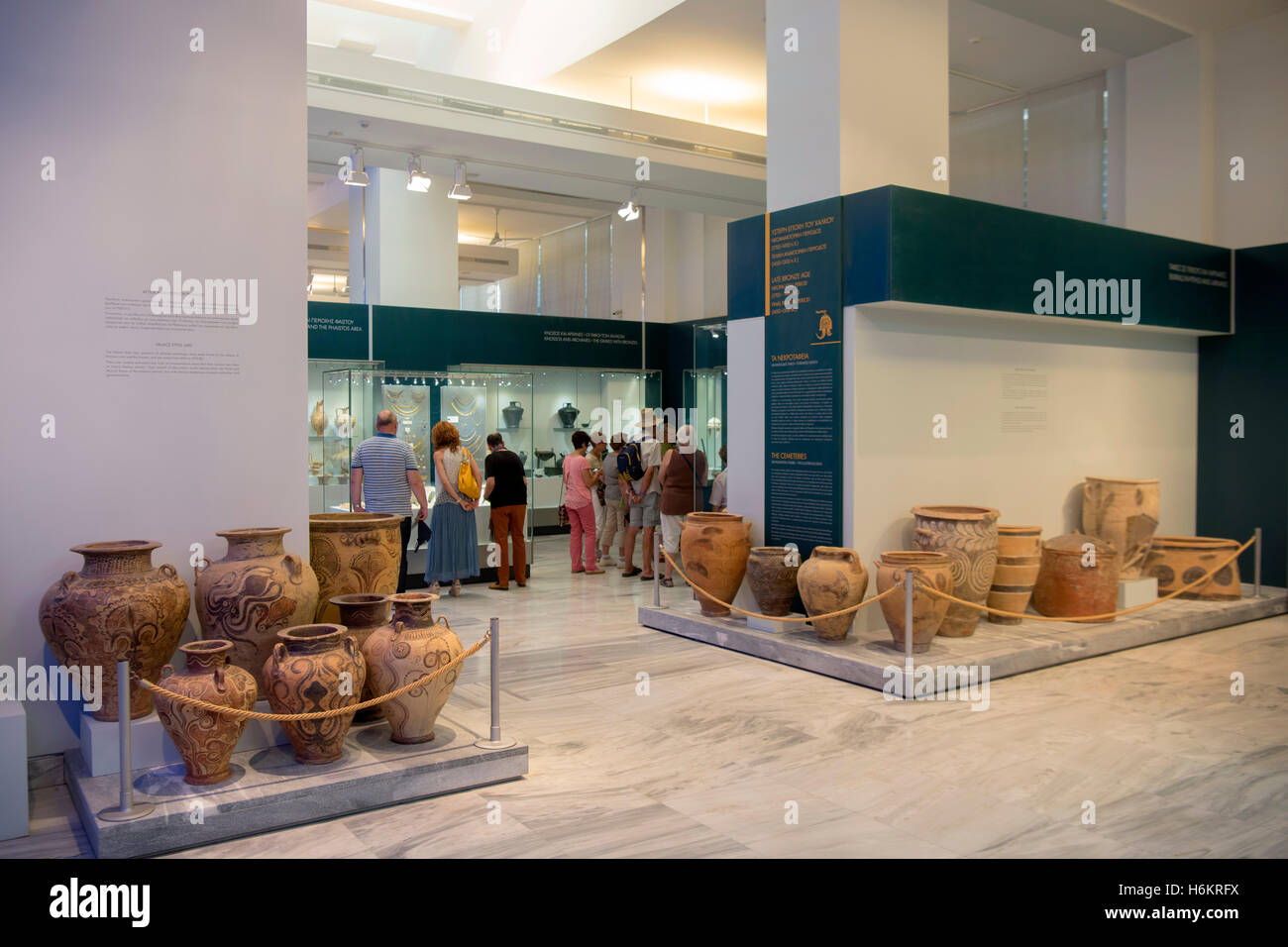 Griechenland, Kreta, Heraklion, Archäologisches Museum, Palaststil Krüge Stockfoto