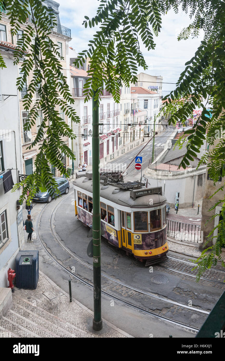 Tram 28, Lissabon, Portugal Stockfoto