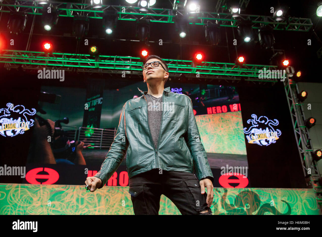 STAN LEE LA Comic-CON: 29. Oktober 2016 Los Angeles, Kalifornien. Die Helden in Designs in Le Geek So Chic Mode zeigen. Stockfoto