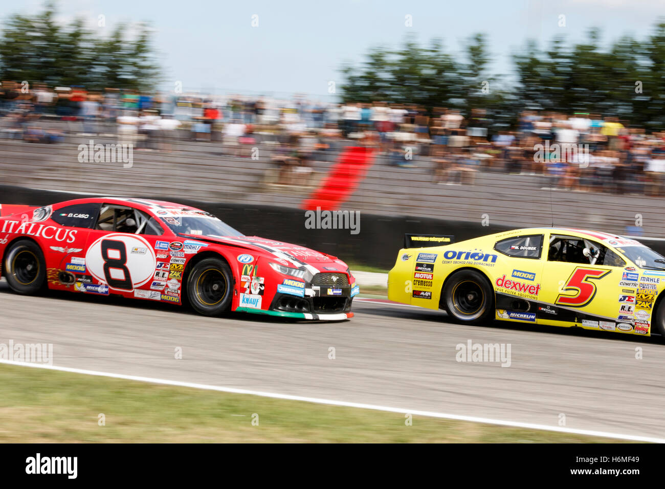 Adria, Rovigo, Italien - 17. September 2016: Vict Motorsport teamorientiert, Caso Dario, beim Rennen in der Nascar Whelen Euro Serie Stockfoto